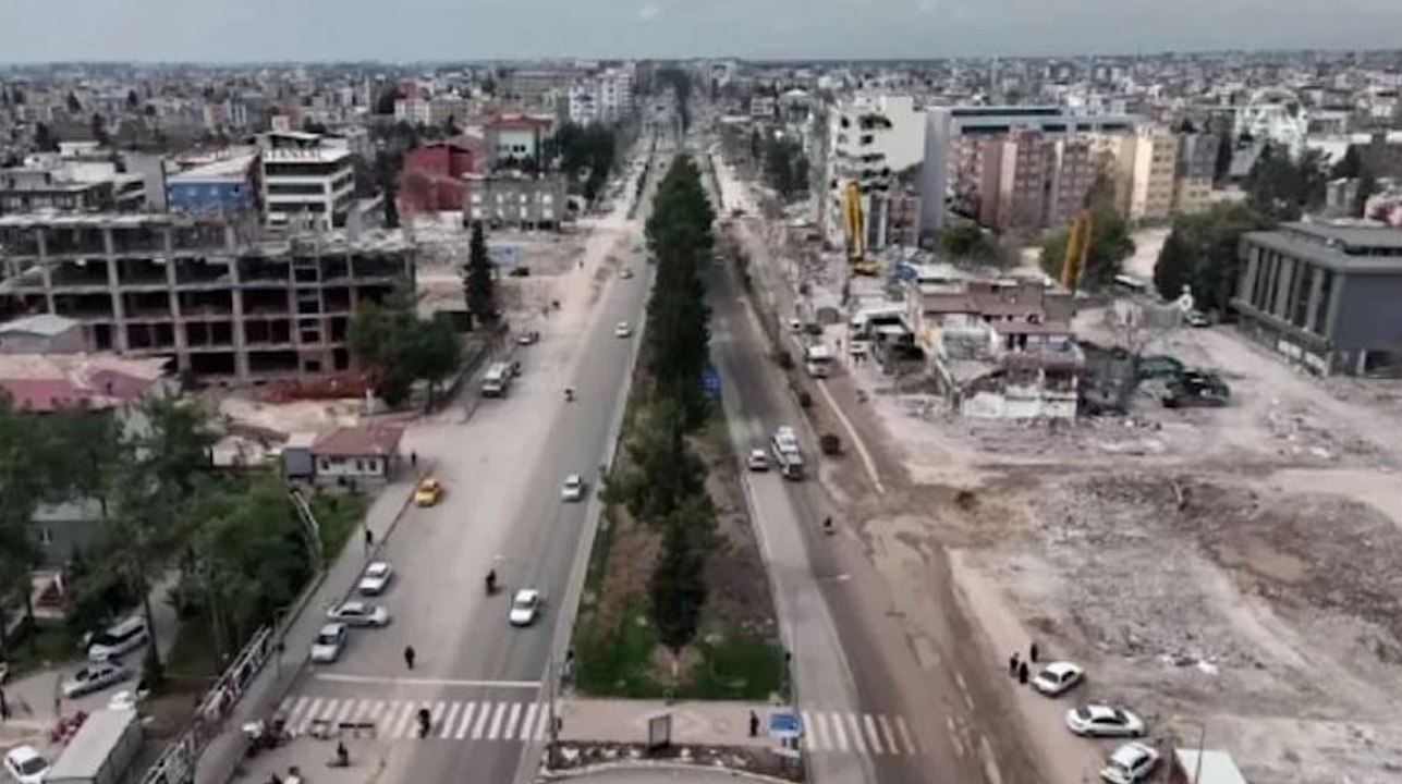 Depremden etkilenen Adıyaman’ın son durumu havadan görüntülendi