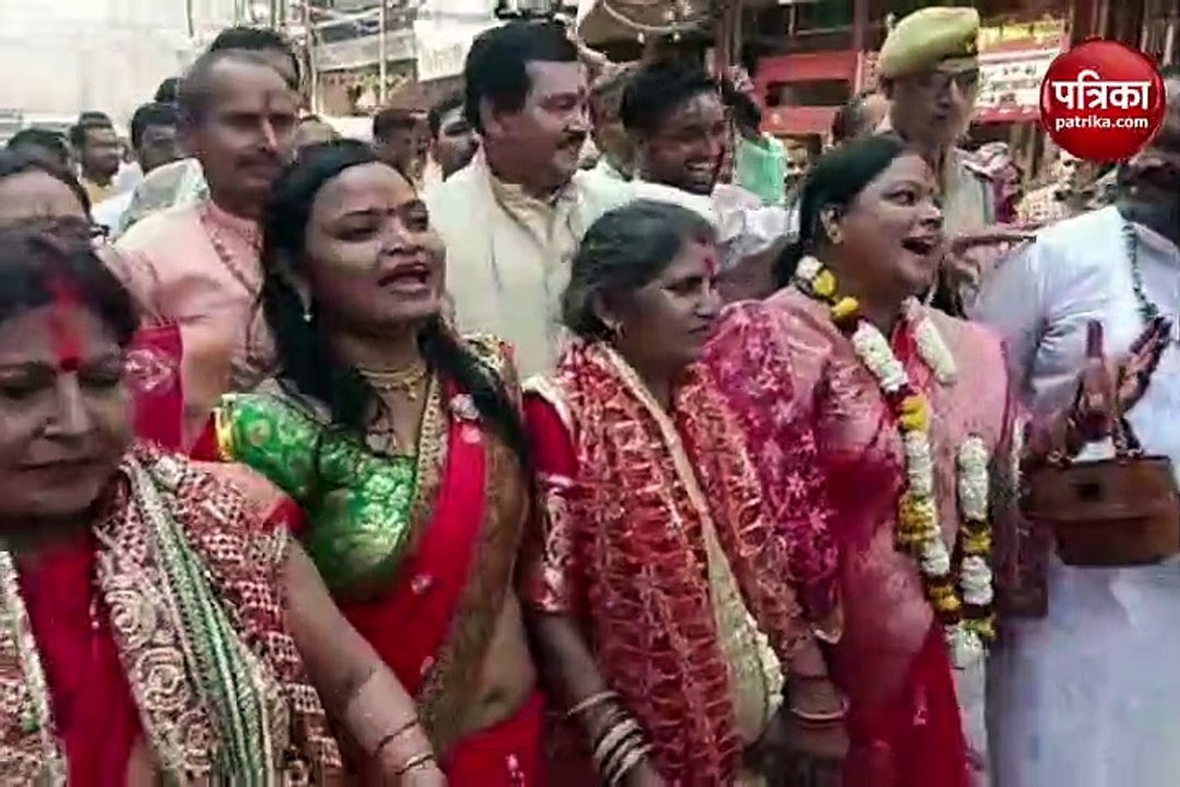ज्ञानवापी में मां श्रृंगार गौरी की पूजा-अर्चना,...