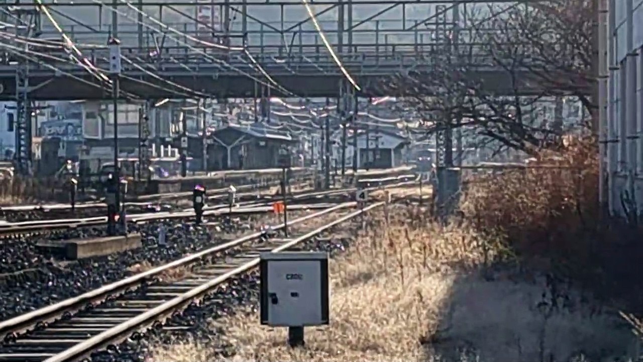 PXL_20230111_084537 67列車・67レ Train 67, 67 re.