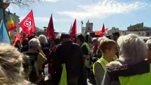 Martigues ne lâche rien et manifeste à domicile