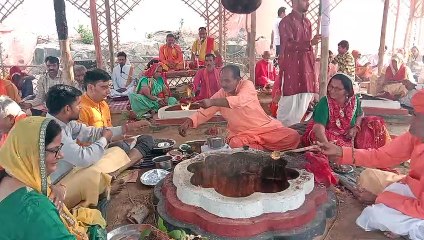 भागवत कथा सुनने से  मिलता है मोक्ष का मार्ग