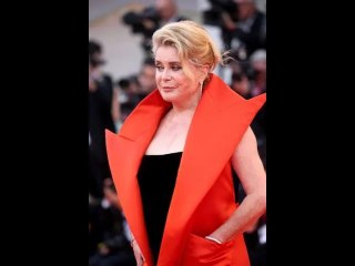 AVC de Catherine Deneuve : un réalisateur donne des nouvelles de la star de 77 ans