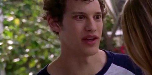 Greek S01 E02