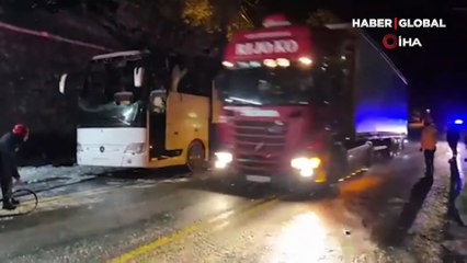 Polisleri taşıyan otobüs Zigana Dağı'nda alevler içinde kaldı