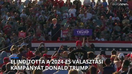 Első nagygyűlését tartja Trump egy hírhedt szektás mészárlás helyszínén