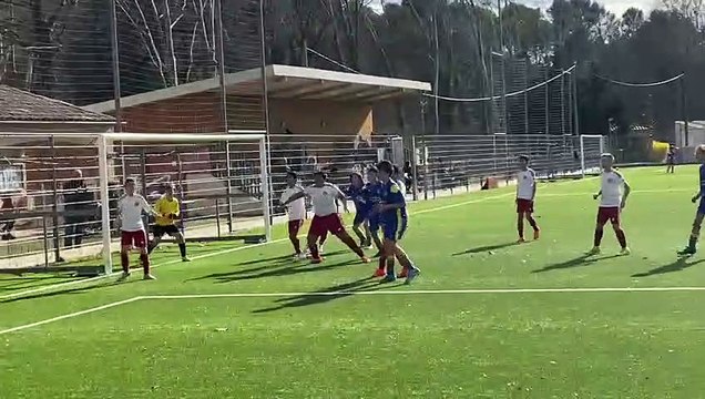 But de Yassine qui a permis l'égalisation à la derniere minute du match des U12 niv1 contre Berre