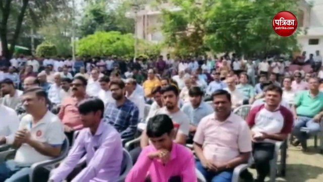 निगम के नोटिस के विरोध में लामबंद हुए व्यापारियों को मिला विधायक का समर्थन