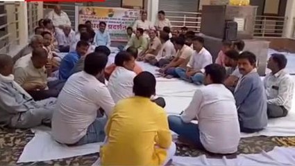 लहार: कांग्रेस कार्यकर्ताओं ने दिया धरना, भाजपा सरकार पर लगाए गंभीर आरोप