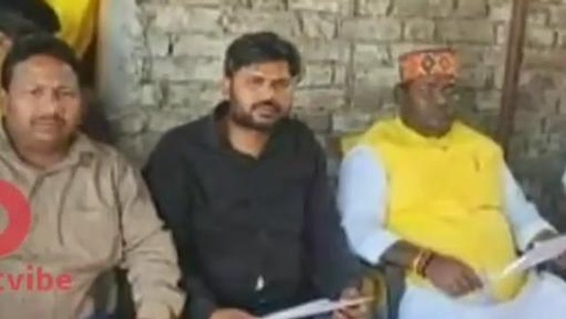 बाराबंकी: बूथ सशक्तिकरण अभियान के तहत विधायक ने लगाई चौपाल; कार्यकर्ताओं को दिया मंत्र