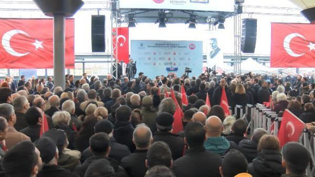 KILIÇDAROĞLU VE İMAMOĞLU BAĞCILAR'DA AÇILIŞA KATILDI