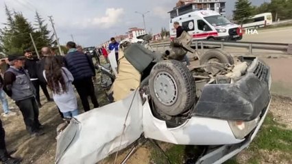 Kaza yapan otomobil parçalandı: 1 ölü, 1 yaralı
