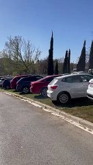 Colapso de coches en Les Corts por la Kings League de Piqué