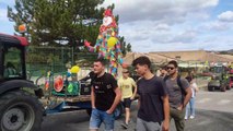 Théziers : départ du défilé du carnaval organisé par l'APEAT