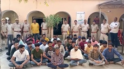 अपराधियों पर पुलिस का 'अटैकÓ एक दिन में 966 बदमाश गिरफ्तार .... देखें वीडिय़ों .....