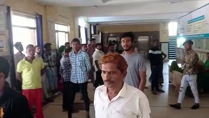 गर्भस्थ शिशु की मौत, सरकारी अस्पताल में परिजनों का हंगामा, पुलिस ने संभाला मोर्चा