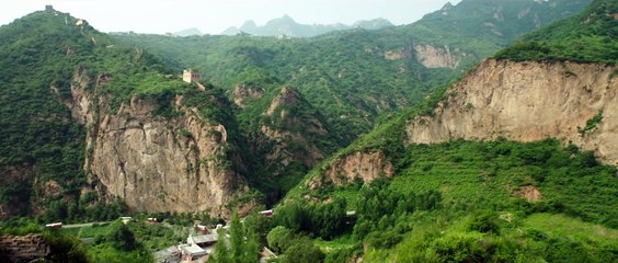 Le dernier loup - bande-annonce VF