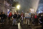 İsrail'de Savunma Bakanı'nın görevden alınmasının ardından sokaklar karıştı