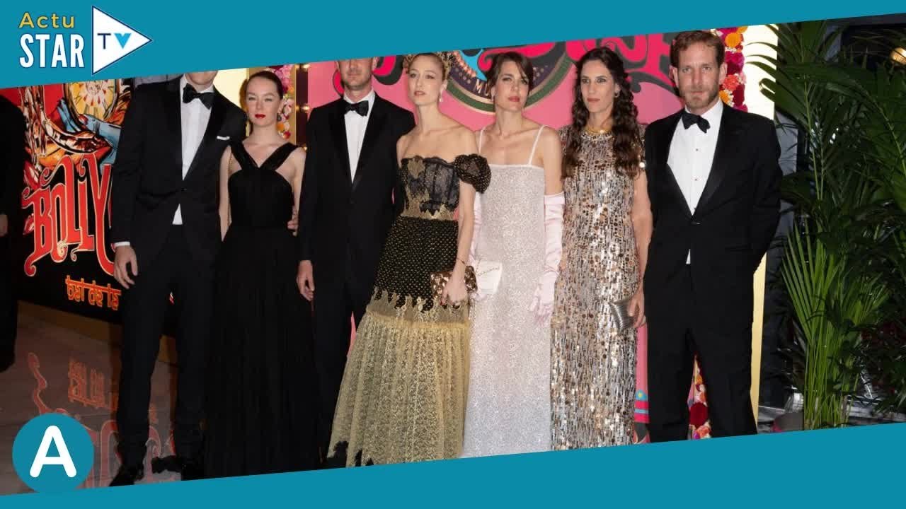 Beatrice Borromeo et Charlotte Casiraghi : Epaules dénudées au Bal de la Rose, glamour et charme à M