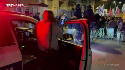 İsrail'de yüksek tansiyon: Polis ve göstericiler karşı karşıya