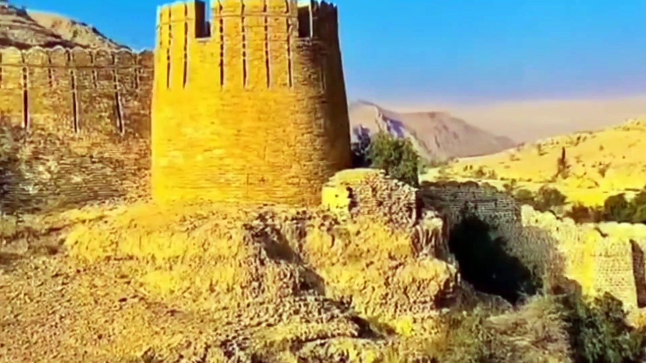 The Construction Of Ranikot Fort Is More Than 2000 Thousand Years Old || Rehman Public Tv