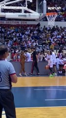 LOOK: June Mar Fajado joins his teammates at the SMB bench  #pba