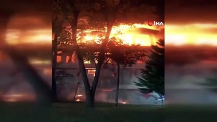 İstanbul'da faciadan dönüldü! 3 katlı bina gece yarısı çöktü