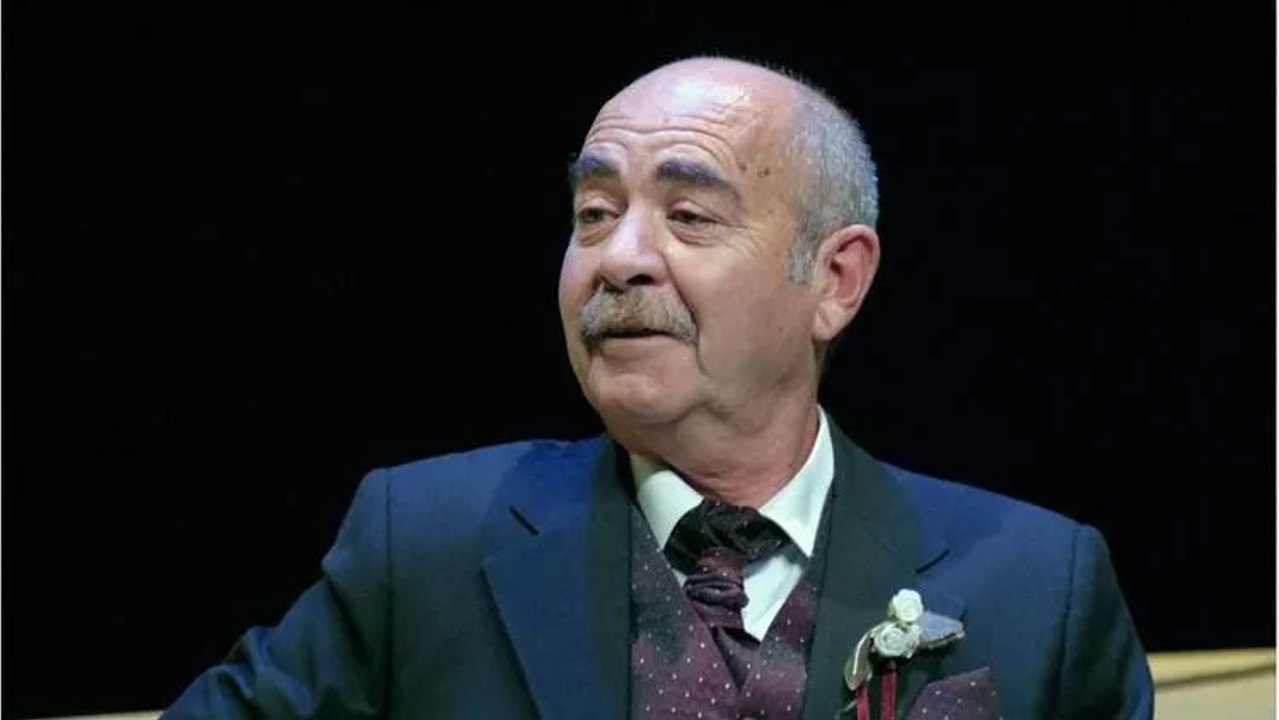 Usta oyuncu Köksal Engür yaşamını yitirdi