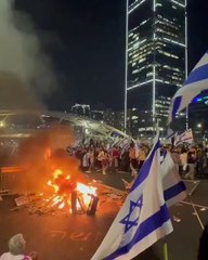 İsrail'deki 'yargı reformu' krizi binlerce İsrailliyi sokaklara döktü