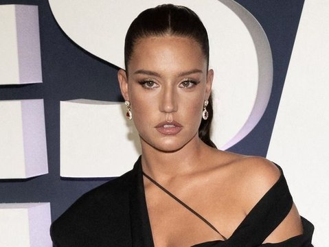 La surprise de Laurent Delahousse à Adèle Exarchopoulos sur le plateau de 20h30, le dimanche