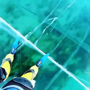 Ecoutez les bruits inquiétants de la glace du lac Baikal