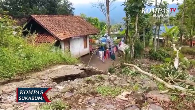 Pergerakan Tanah Berimbas Pada Rumah Dan Fasilitas Umum