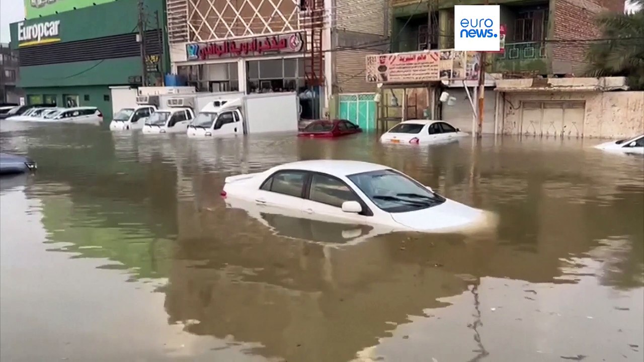 Sintflutartiger Regen überschwemmt Straßen im Südirak