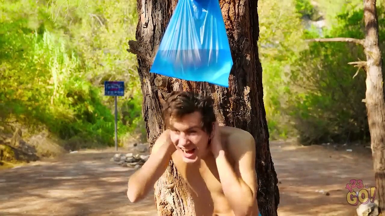 RICH vs POOR CAMPING HACKS - Amazing Parenting Survival Ideas! Cool Gadgets & DIY Toilet by 123 GO!