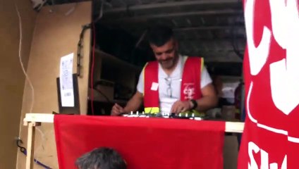 DJ Fabio, le Chambérien qui fait danser les manifestants !