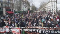 Des centaines de manifestants contre le projet de loi immigration à Paris