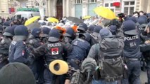 Disturbios en las protestas de Viena contra la Conferencia Europea del Gas