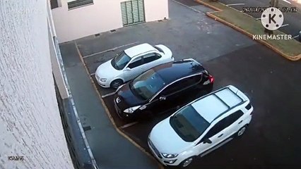 Câmera de igreja flagra furto de carro em Apucarana