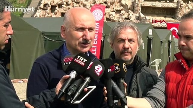 Bakan Karaismailoğlu: Eğitimin başlaması normal hayata dönüş için önemli