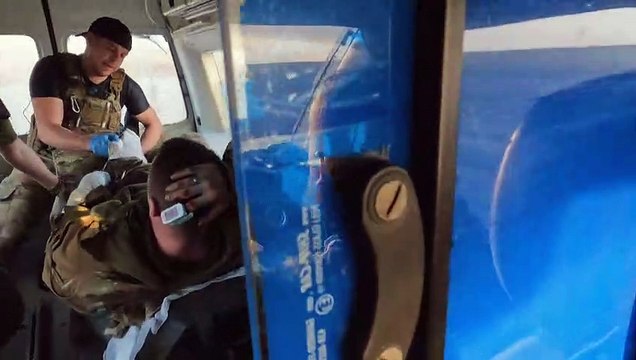 Medics on Ukraine frontline rescue wounded soldiers