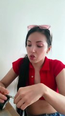 Karliz Rengifo show hot y onlyans se molesta porque comparte su contenido en grupos de Telegram