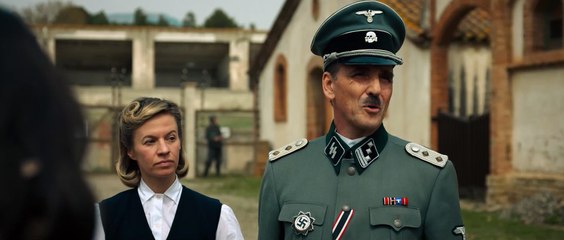 Cenizas en el cielo (Un cel de plom) - Tráiler oficial español