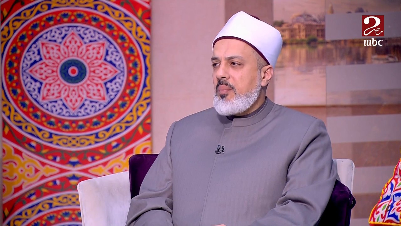 جوزها بخيل معاها ومع ولادهم وبتاخد فلوس من وراه علشان تكفي مصاريفهم.. شوف ليه د.أحمد ممدوح نصحها ما تعملش كده