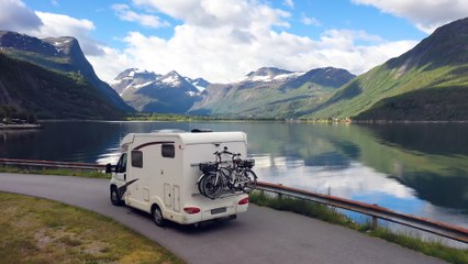 Easter holidays: UK day trips & overnight stays guide and travel advice