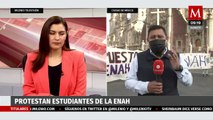 Protestan estudiantes de la ENAH en Zócalo de la CdMX, piden más presupuesto