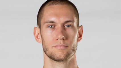 VOICI : Kim Tillie : le basketteur international français souffre d'une tumeur testiculaire