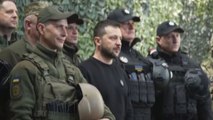 Ucraina, Zelensky a Zaporizhzhia: visita truppe e premia militari