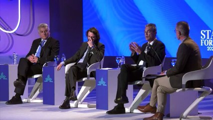 Τα πολιτικά κόμματα στην Αυτοδιοίκηση