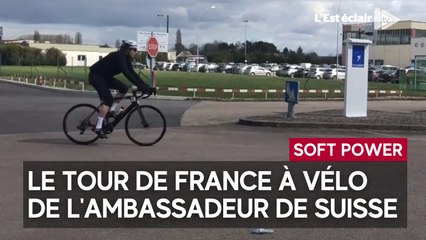 Pour son tour de France à vélo, l'ambassadeur de Suisse fait étape dans l’Aube