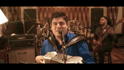 Alfredo Olivas - De Polo A Polo (En Vivo)