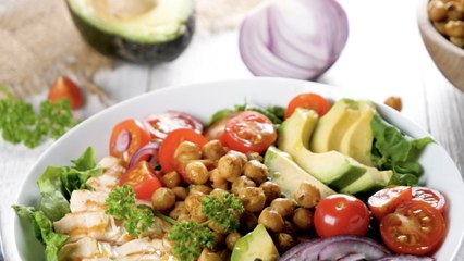 What Happens to Your Body When You Eat Salad Every Day